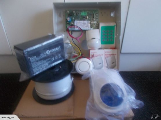 DSC Alarm Kit PC1404